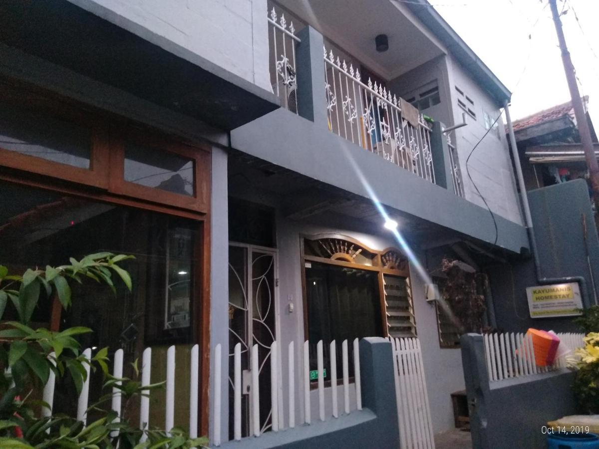 Spot On 2033 Kayumanis Homestay Syariah Jakarta Exteriér fotografie
