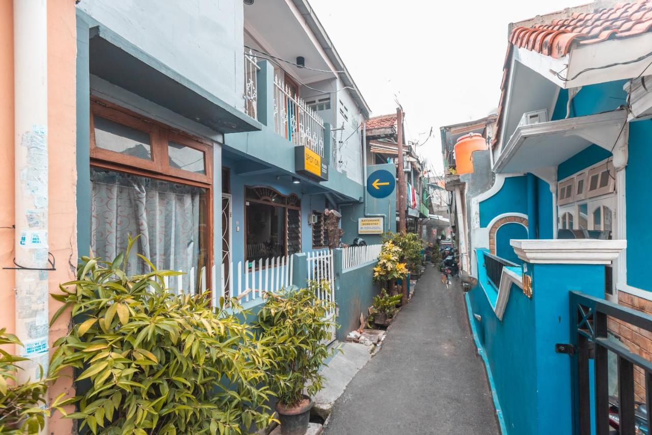 Spot On 2033 Kayumanis Homestay Syariah Jakarta Exteriér fotografie