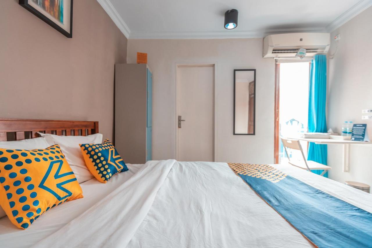Spot On 2033 Kayumanis Homestay Syariah Jakarta Exteriér fotografie